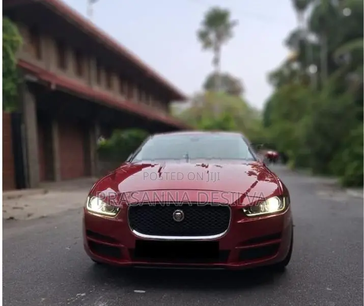 Jaguar XE 2017