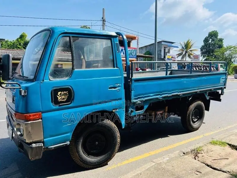 Nissan Atlas 1980