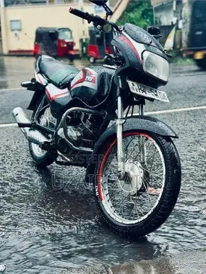 TVS Victor 2004
