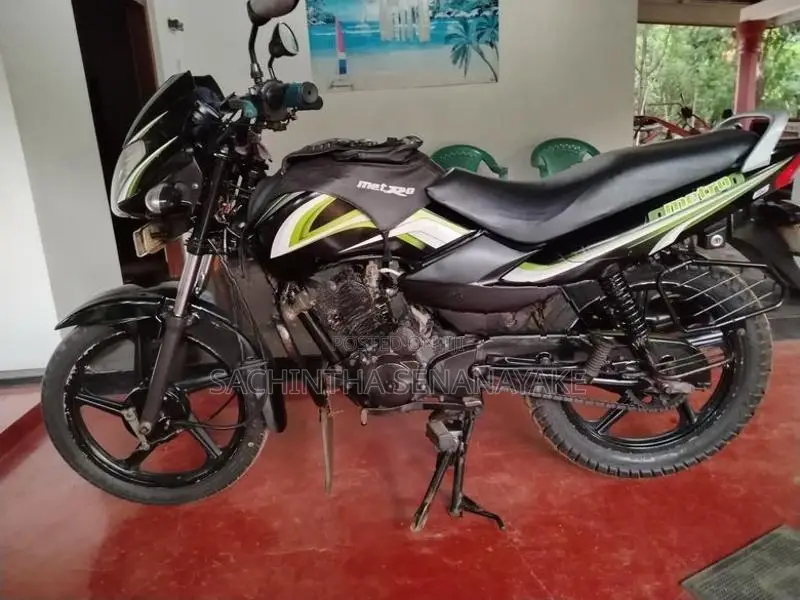 TVS Metro 2017