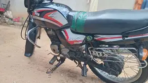 TVS Victor 2004