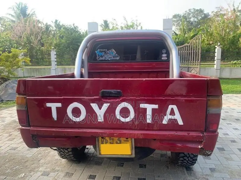 Toyota Hilux 53 1998