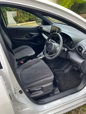 Toyota Yaris X 2025