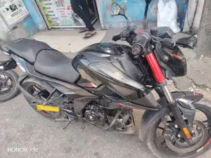 Bajaj Pulsar N160 2024