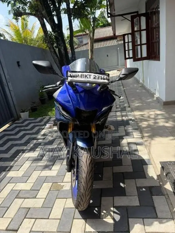 Yamaha YZF R15 V4 2025