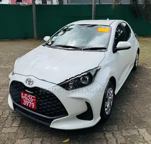 Toyota Yaris G 2024