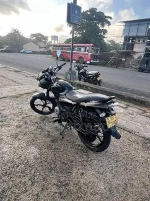Bajaj Discover 125 2012