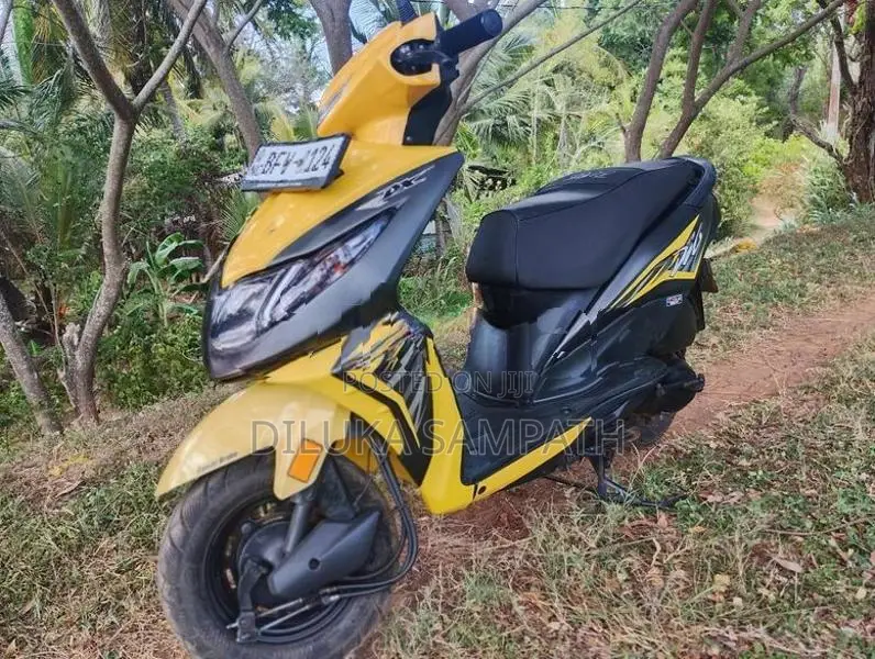 Honda Dio 2017
