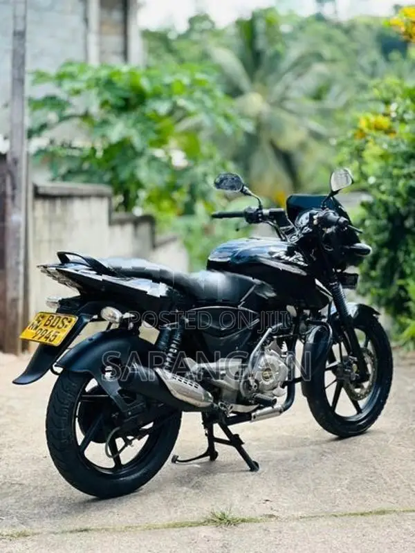 Bajaj Pulsar 150 2016