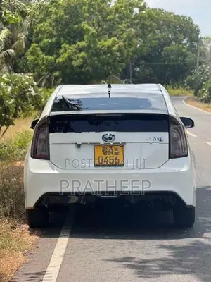 Toyota Prius 2012