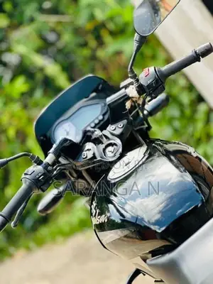 Bajaj Pulsar 150 2016