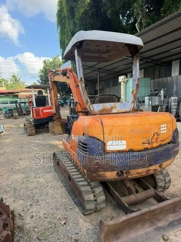 Hitachi EX 30-2 2006