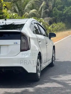 Toyota Prius 2012
