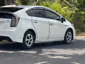 Toyota Prius 2012