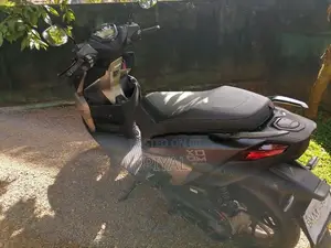 Hero XOOM 125R 2026