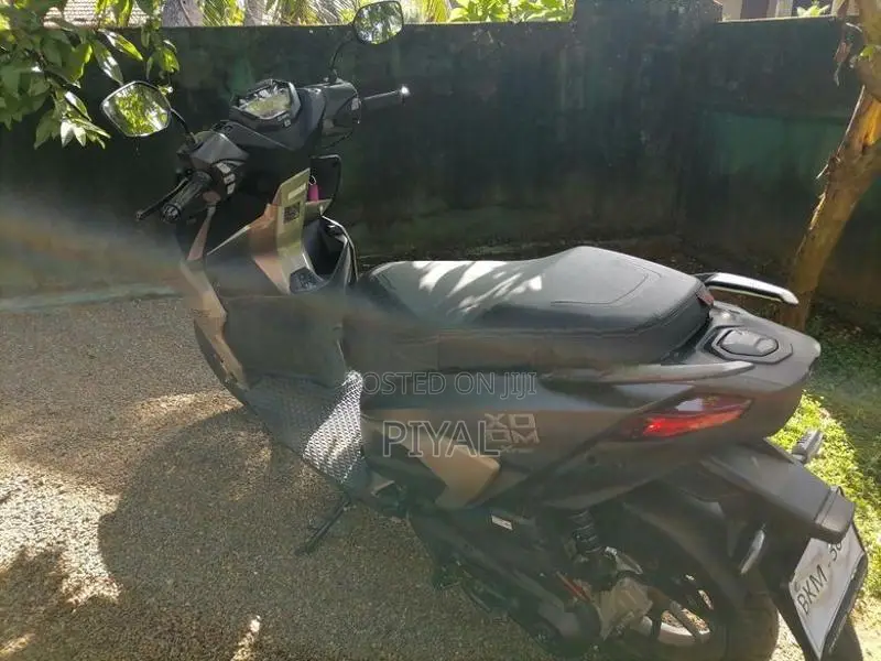 Hero XOOM 125R 2026