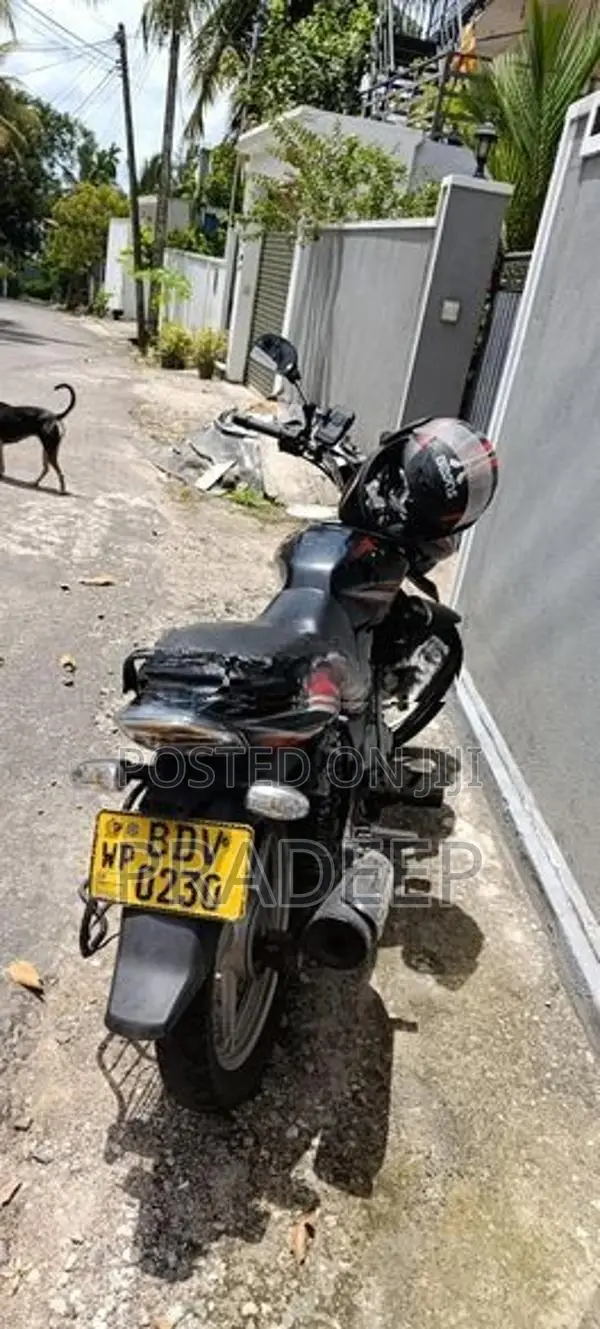 Bajaj Discover 125 2015