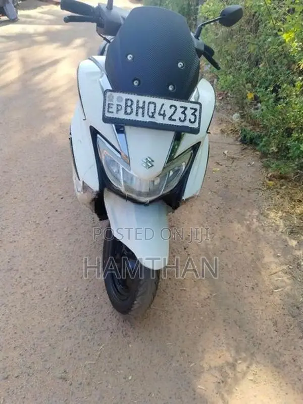 Suzuki Burgman 125CC 2019