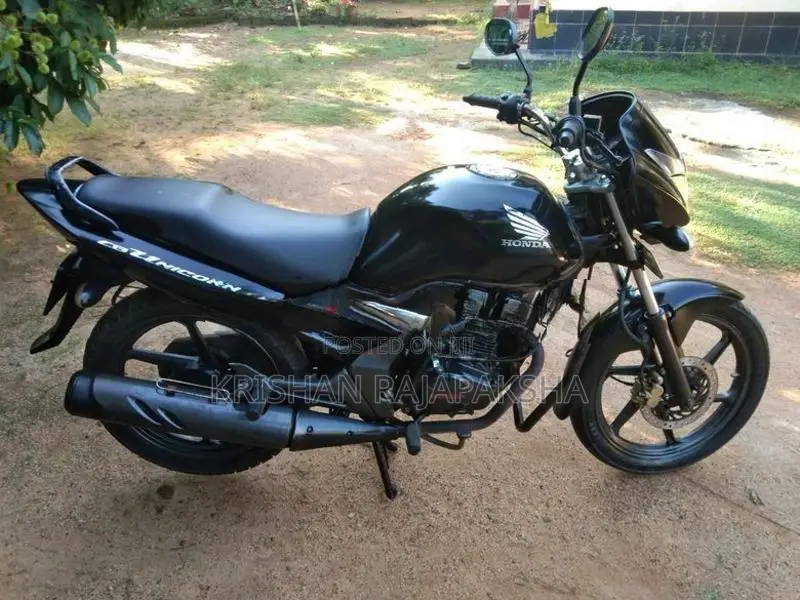 Honda CB Unicorn 2012