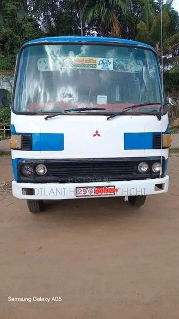 Mitsubishi Rosa 1980