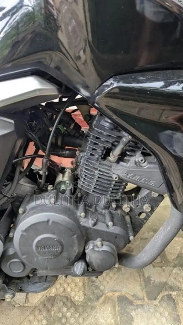 Yamaha FZs V2 2016