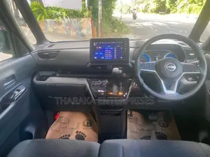 Toyota Roomy Custom G 360 Camera 2024