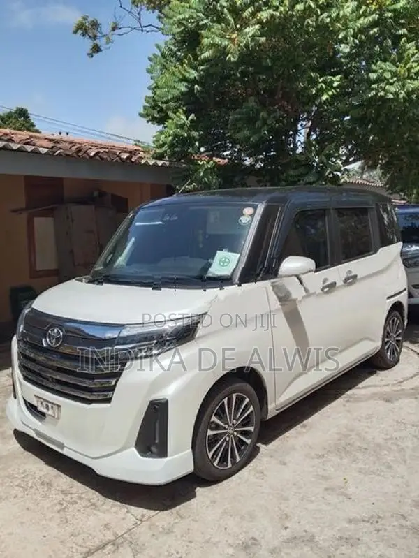 Toyota Roomy Custom GT Turbo 2025