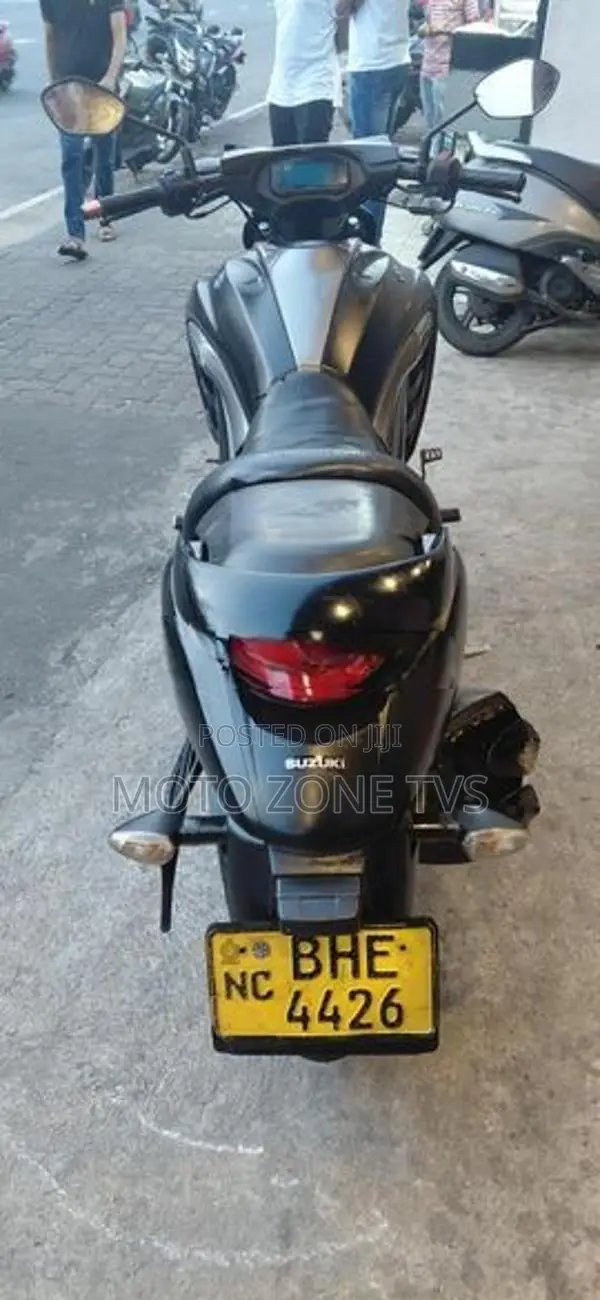 Suzuki Intruder 2018