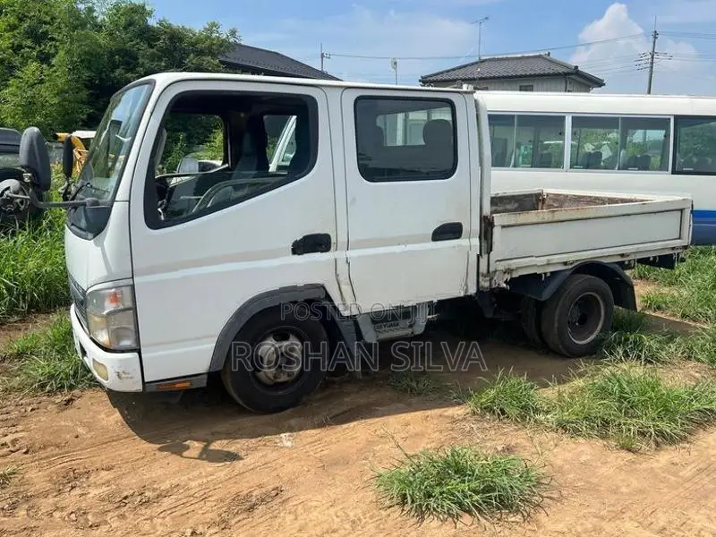 Mitsubishi Canter 2009