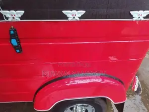 Bajaj RE 2006