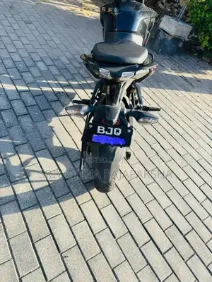 Bajaj Pulsar N160 2025
