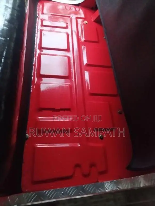 Bajaj RE 2006