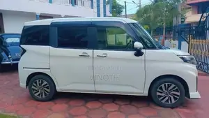 Toyota Roomy G Custom 2023