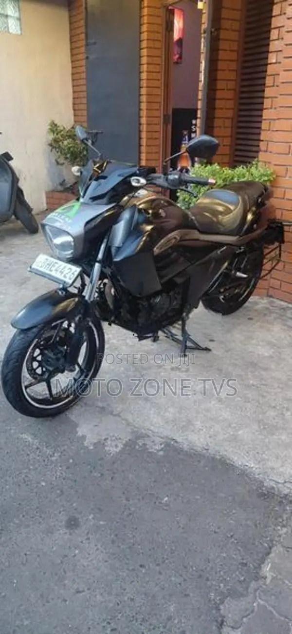 Suzuki Intruder 2018