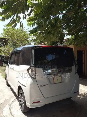 Toyota Roomy Custom GT Turbo 2025