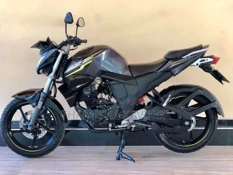 Yamaha FZs V2 2016