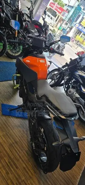 KTM Duke 250 2026
