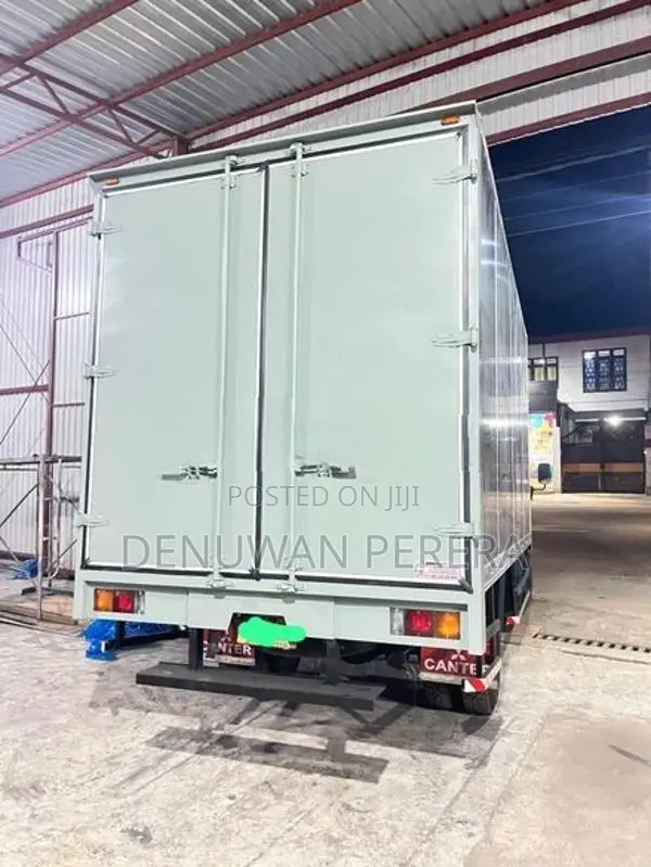 Mitsubishi Canter 1992