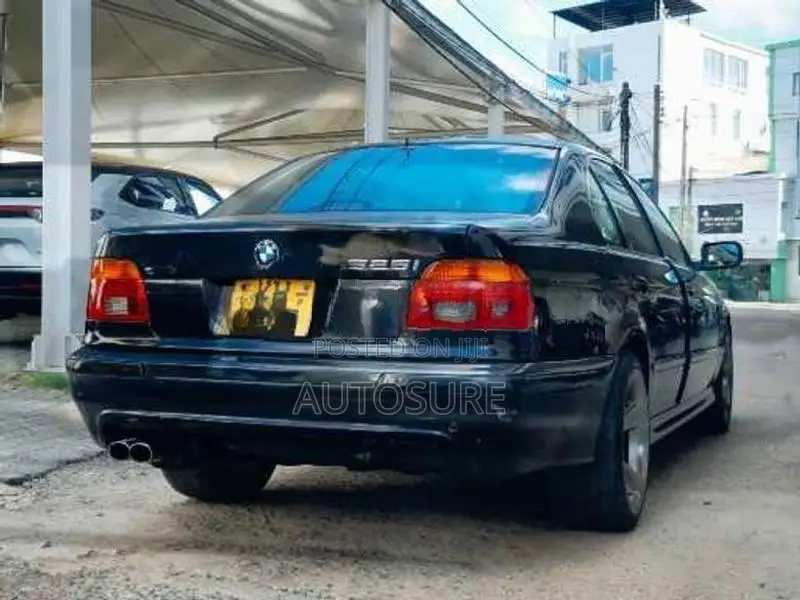 BMW 525i 2001