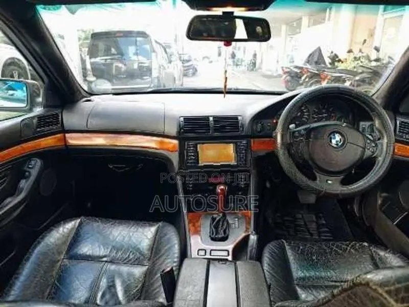 BMW 525i 2001