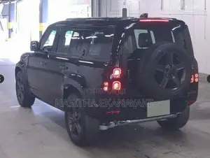 Land Rover Defender Sliding Sunroof 2026