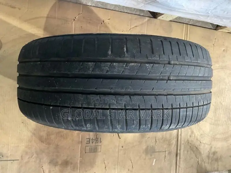 Falken 225/50R18 Recondition Tire