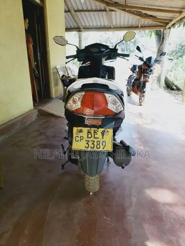 Honda Dio 2017