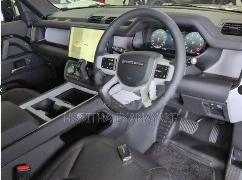 Land Rover Defender Sliding Sunroof 2026