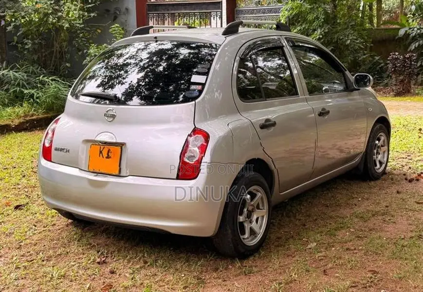 Nissan March AK12 2007