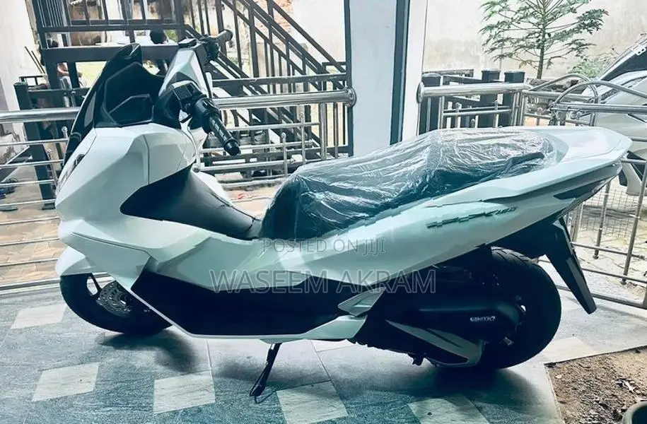 Honda PCX160 2025