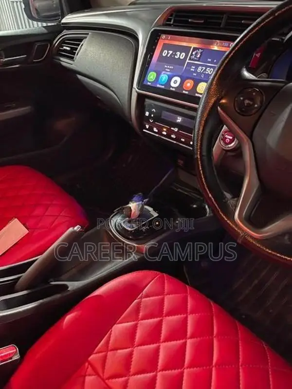 Honda Grace DX 2015
