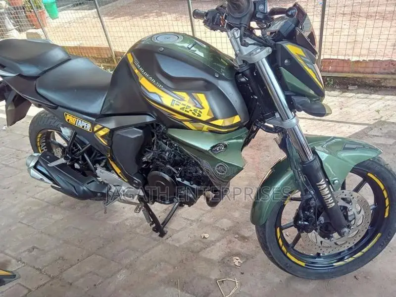 Yamaha FZs V2 2018