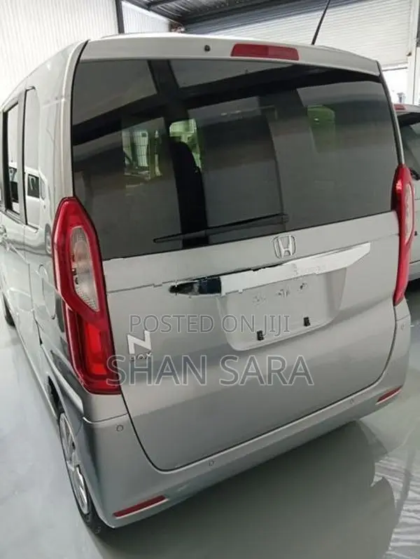 Honda N-Box G Grade 2024