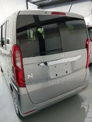 Honda N-Box G Grade 2024